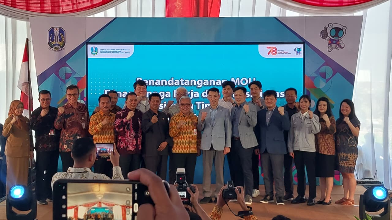 Collaboration between LeeJang, Intersolusi, and the East Java Provincial Department of Manpower and Transmigration in Welding and Korean Language Training